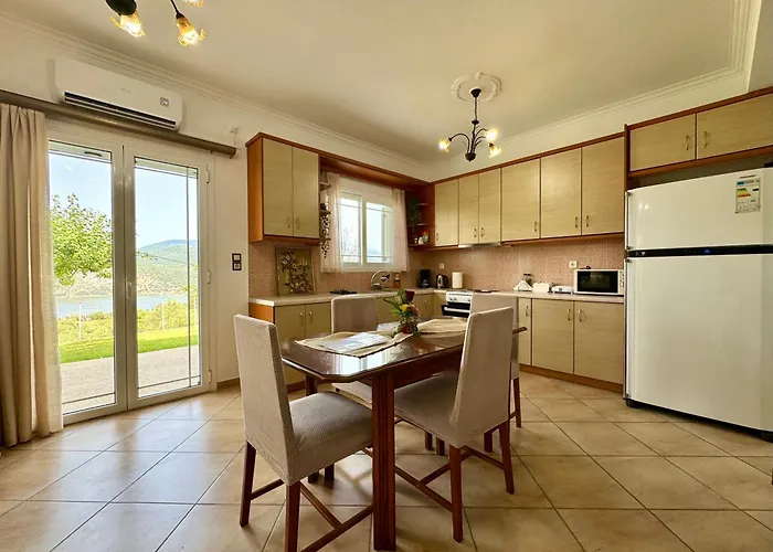 Apartamento Serenity Spilia Garden Floor