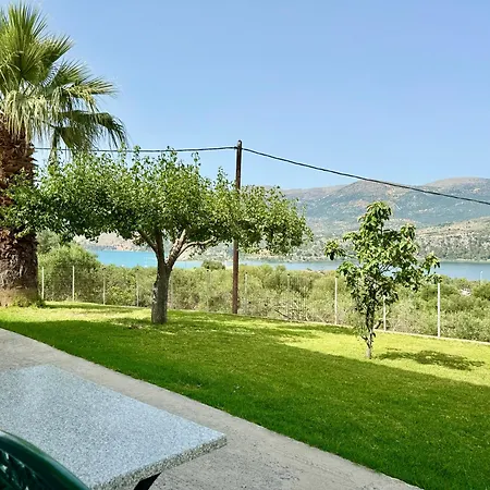 Serenity Spilia Garden Floor Apartment