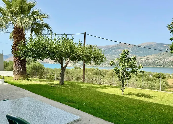 Serenity Spilia Garden Floor Apartment