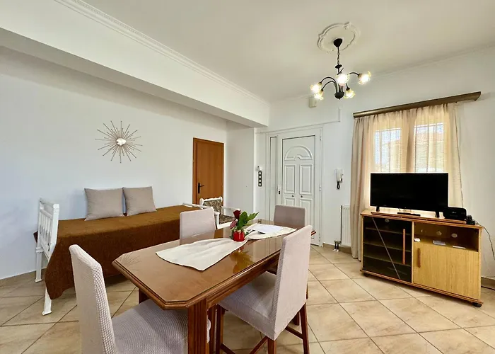 Serenity Spilia Garden Floor Apartment Argostoli (Kefalonia)